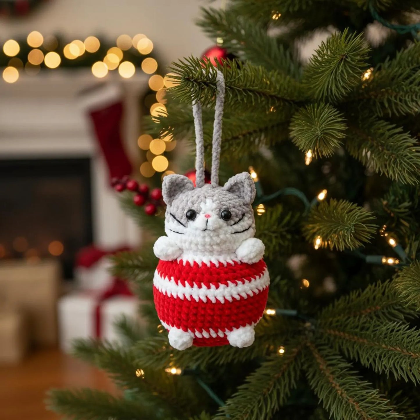 Amigurumi Christmas Cat Ball Pattern Cute Cat Crochet PDF - Crafts