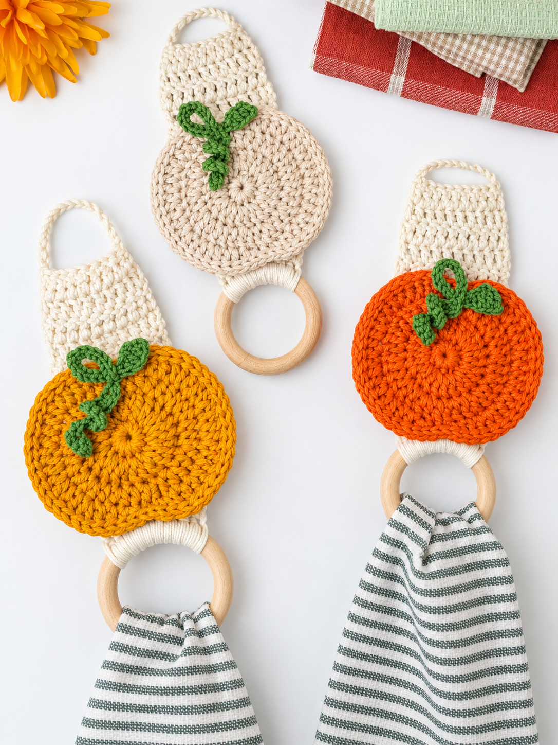 Pumpkin Towel Holder Crochet Pattern PDF | Autumn Kitchen Decor - Crafts